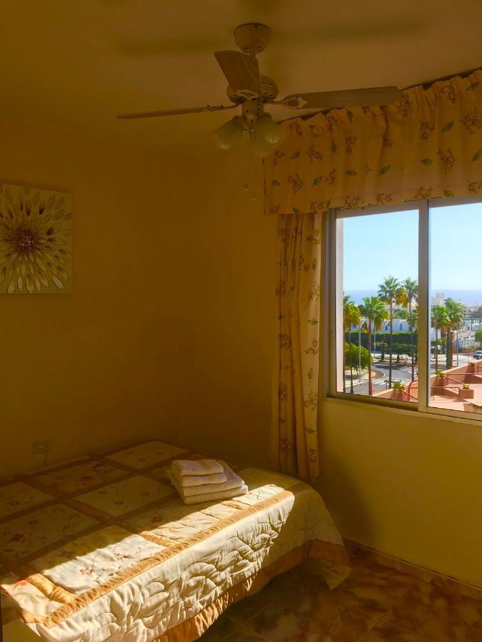 Sea-View Apartment With A Tennis Court 阿德耶 外观 照片